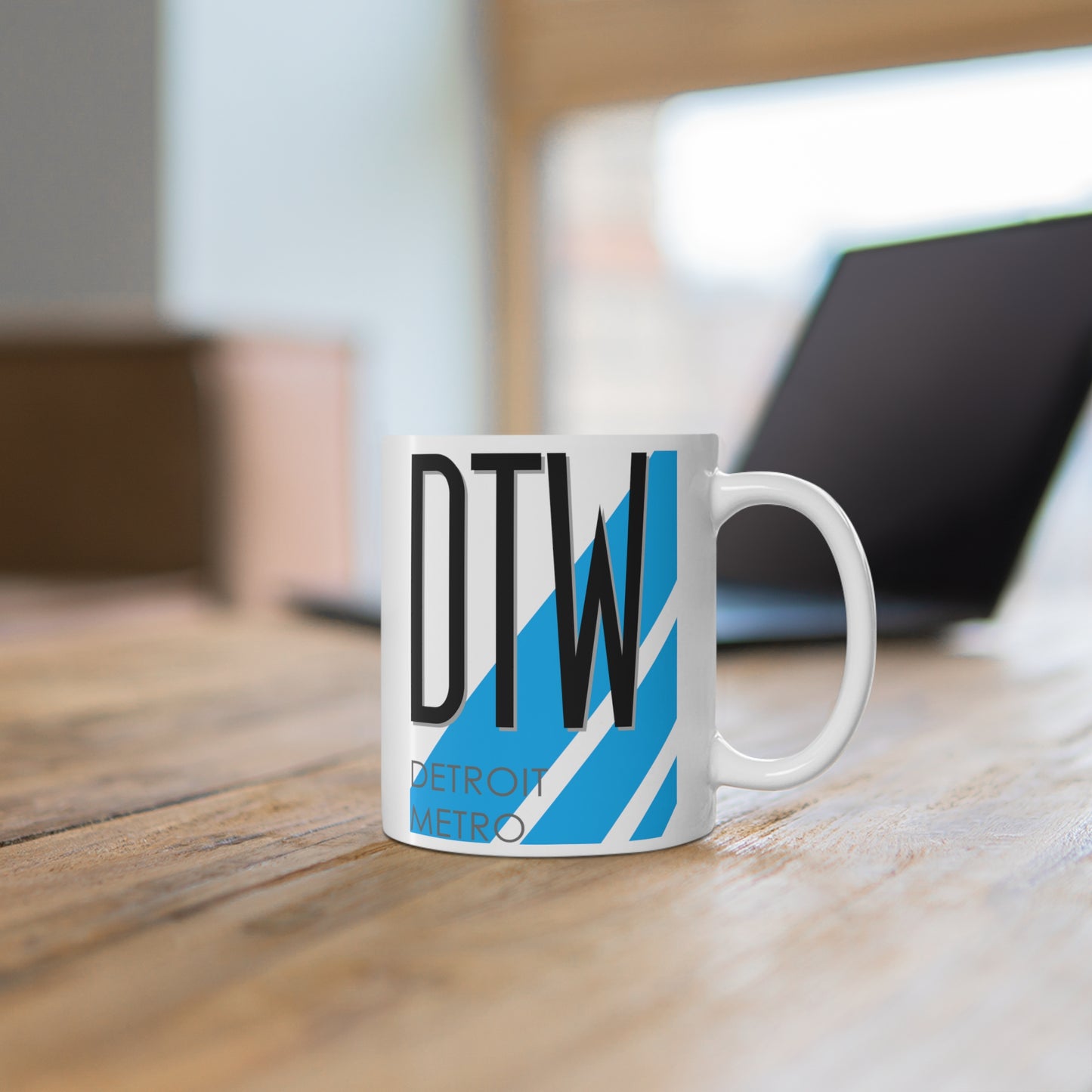 Detroit Metro Wayne County, DTW. 11oz Airport Mug (Blue)